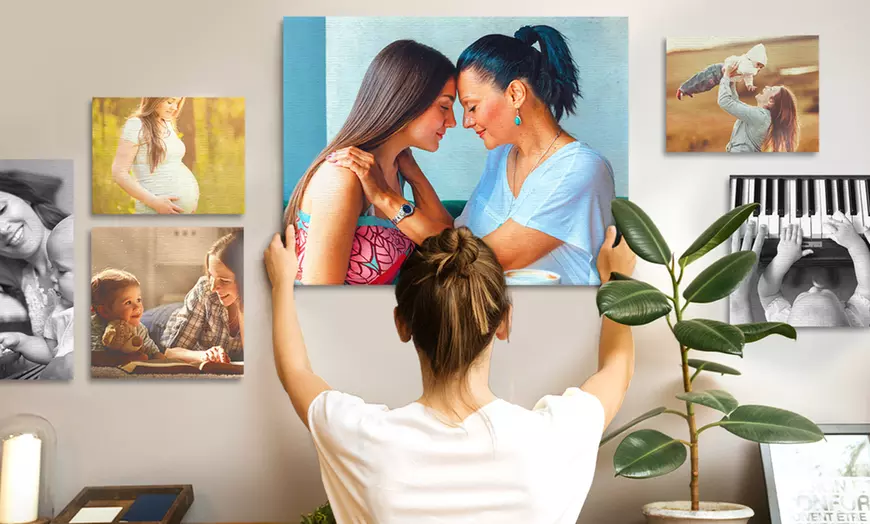 Image 1: Geef je muren karakter met jouw eigen foto op canvas