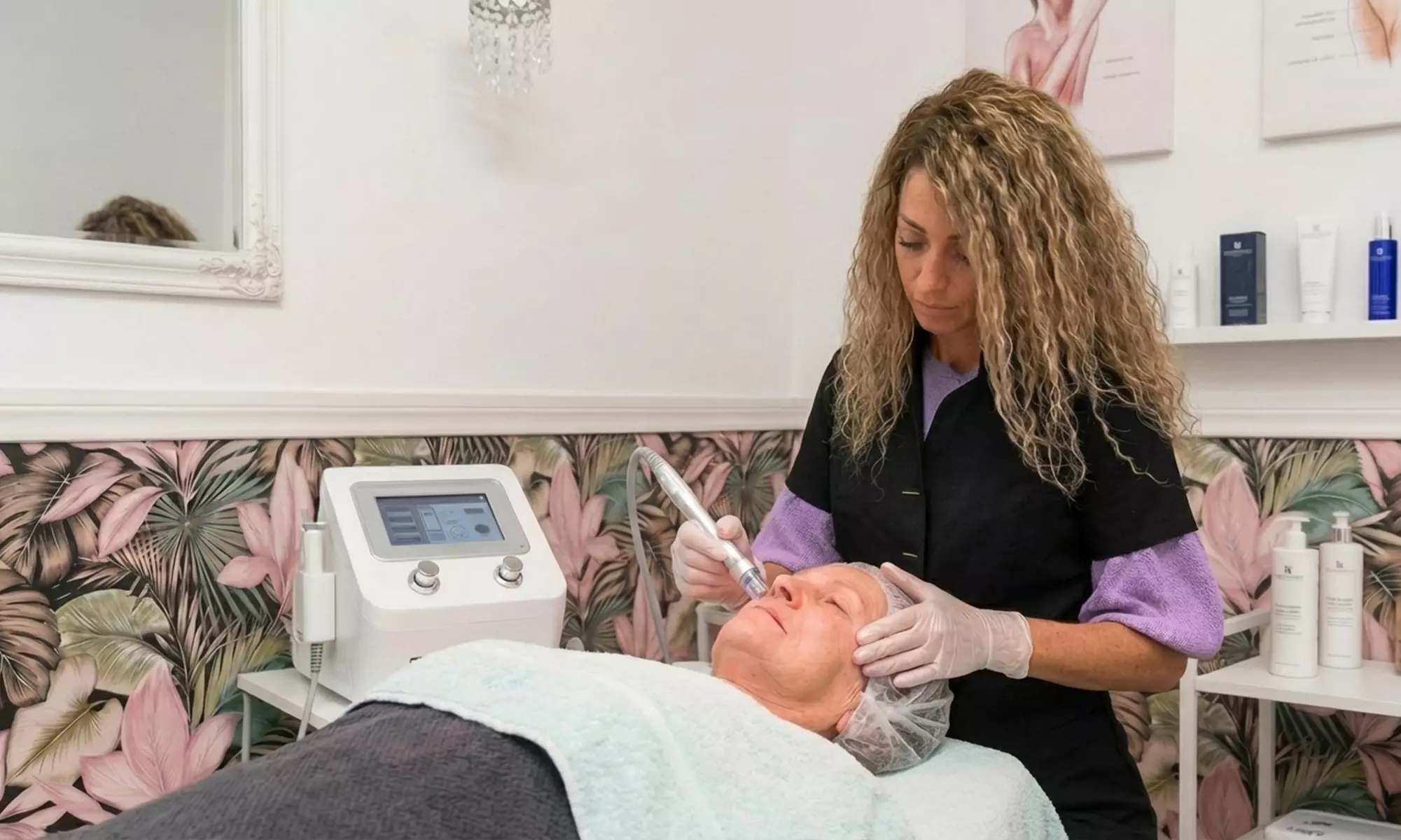 Beautybar-gezichtsbehandeling(en) naar keuze