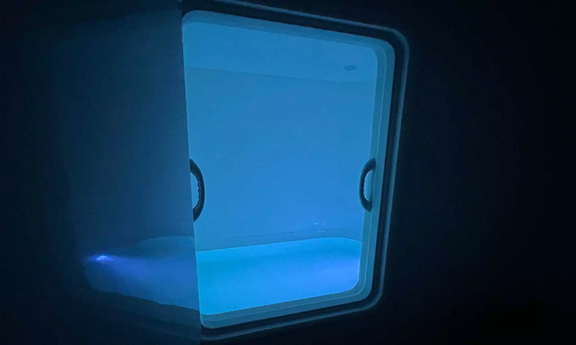 Unwind with, Zero Gravity Float Therapy (Up to 31% Off)
