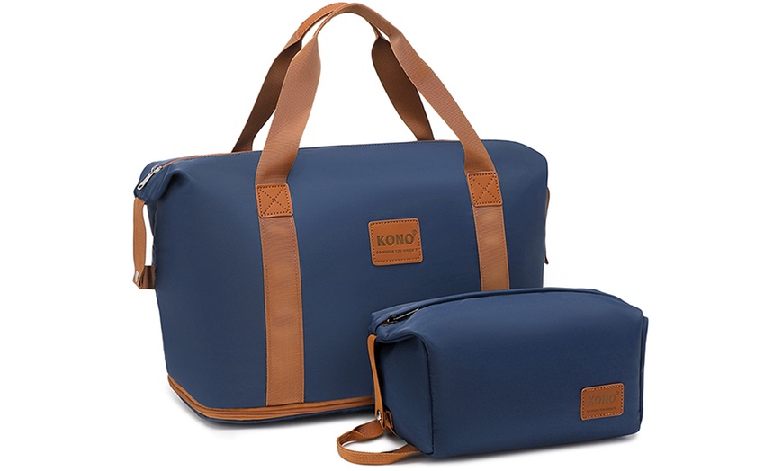 Image 9: Set de viaje azul marino con maleta rígida, bolsa de mano y neceser