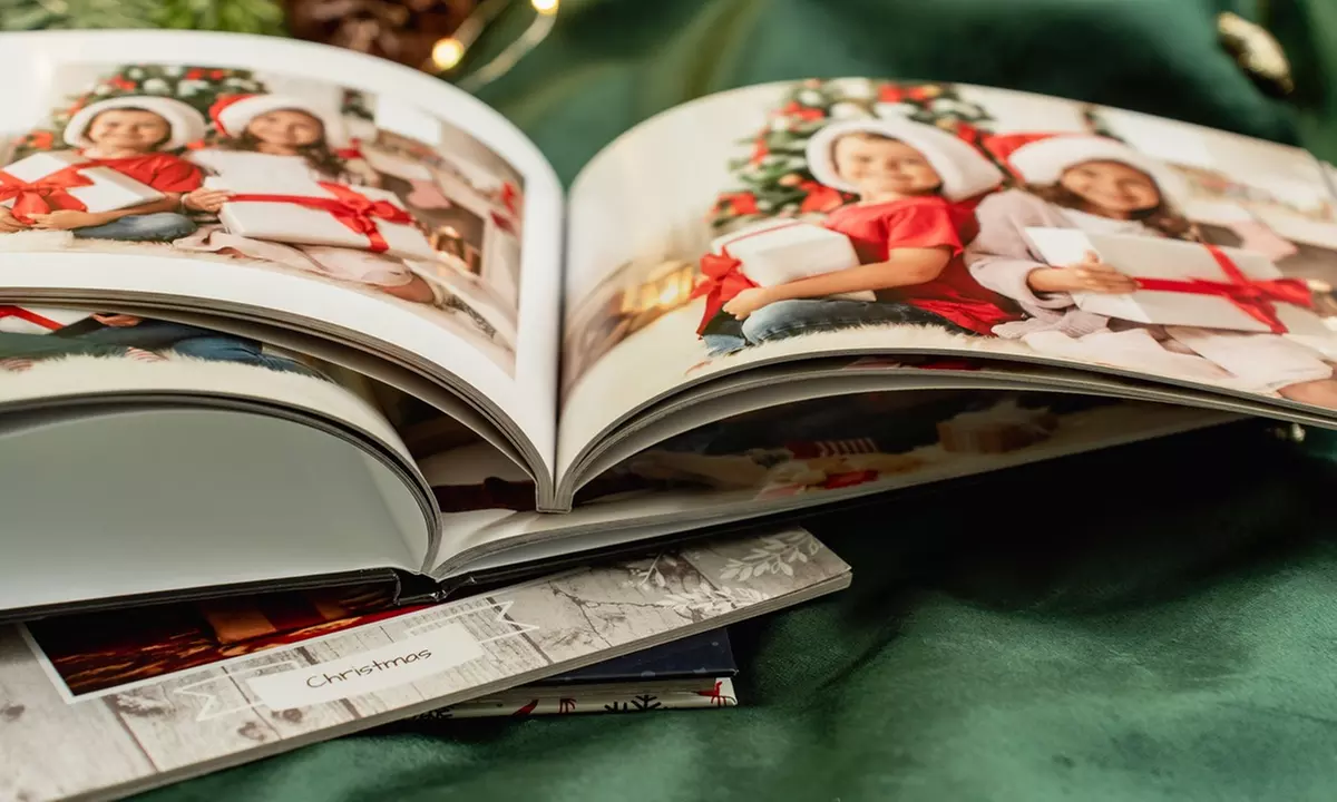 Softcover-Fotobuch Classic im A5-Querformat mit 32 bis 80 Seiten von Colorland (bis zu 72% sparen) - Second Medium