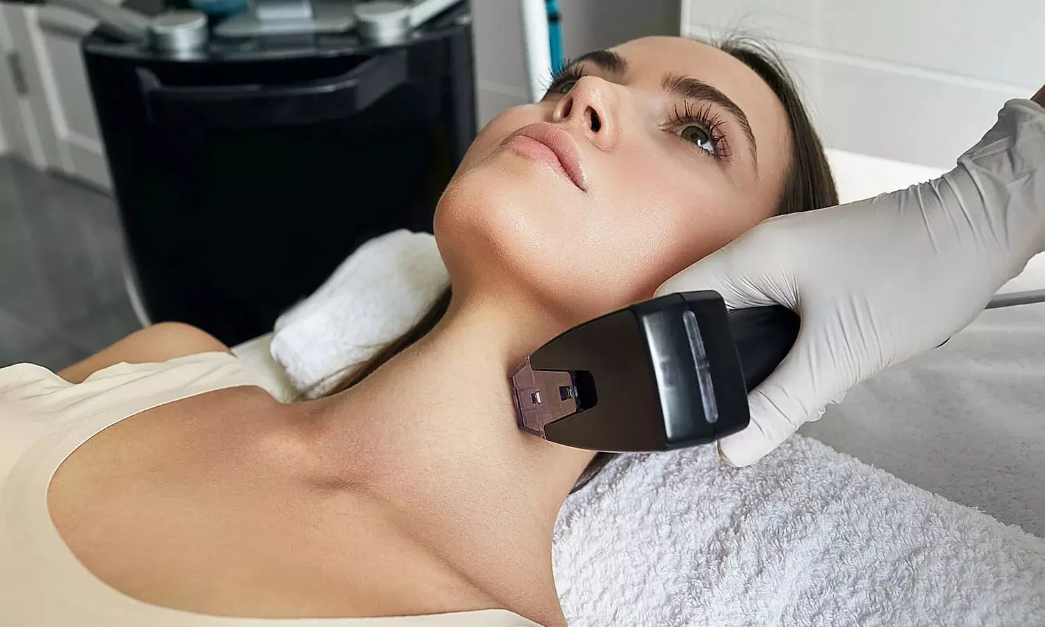 Hydrafacial or Skin Tighetining Session with Morpheus 8 Microneedling