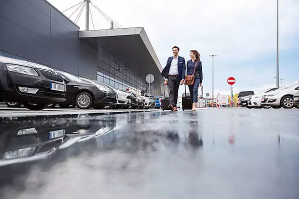 Hassle-Free Airport Parking at Pacific Parking Lot, Newark Airport