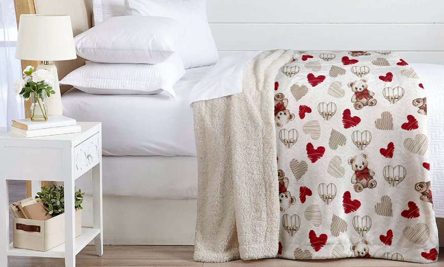 Image 13: Sherpa-Kuscheldecke