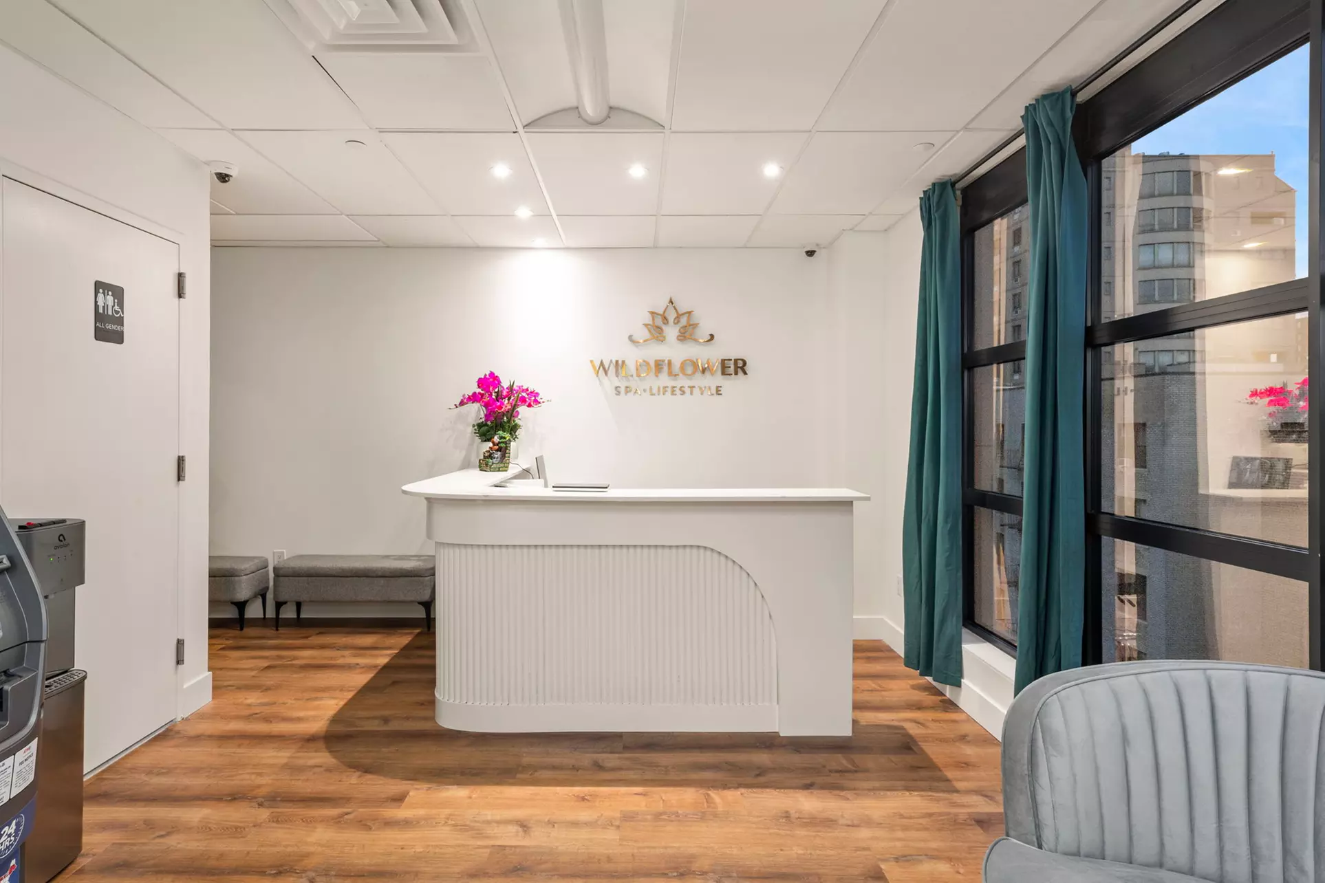 Relax with a 60 or 90-Min Body & Foot Combo Massage For Solo or Couple