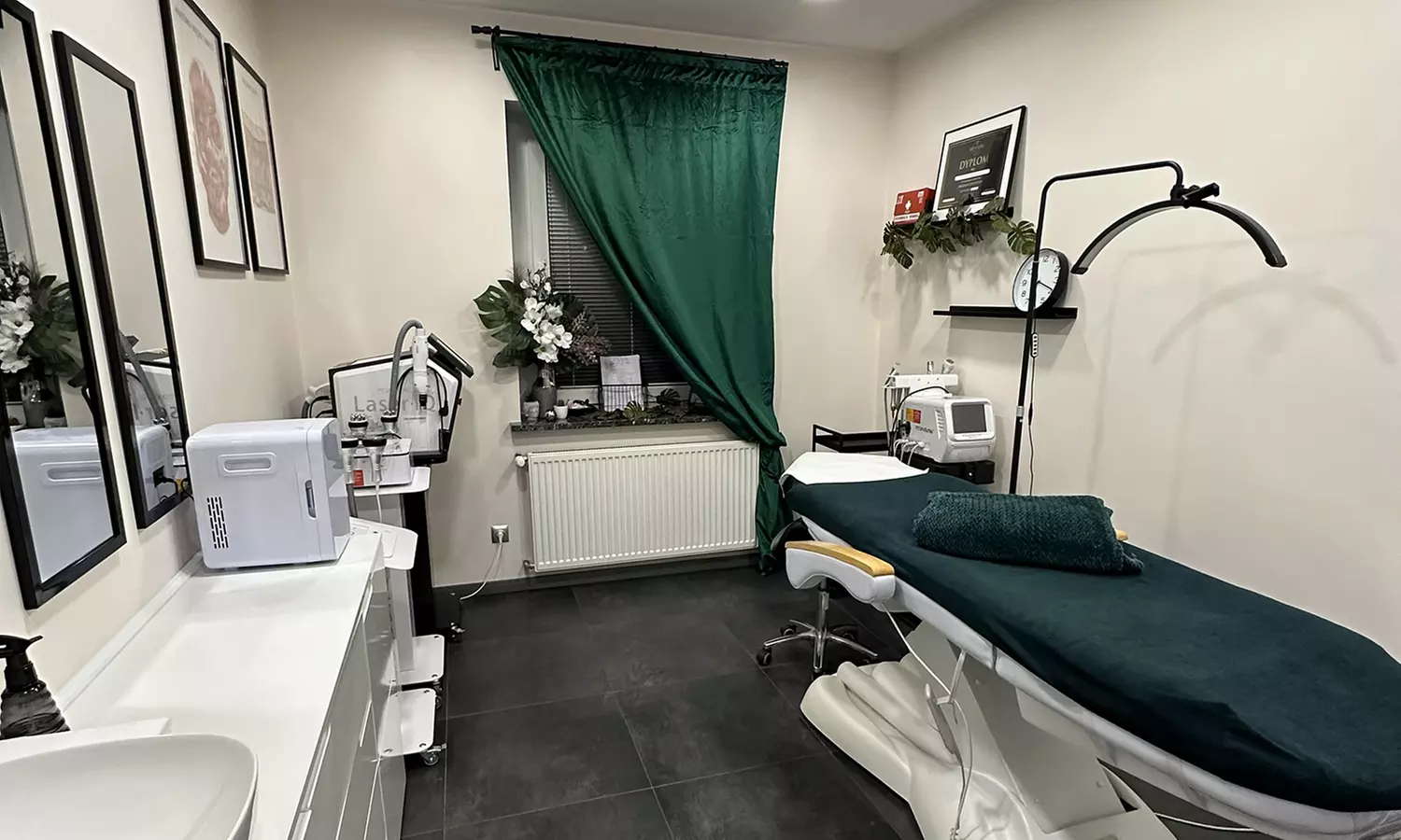 Nowy poziom pielęgnacji: oczyszczanie wodorowe lub peeling węglowy