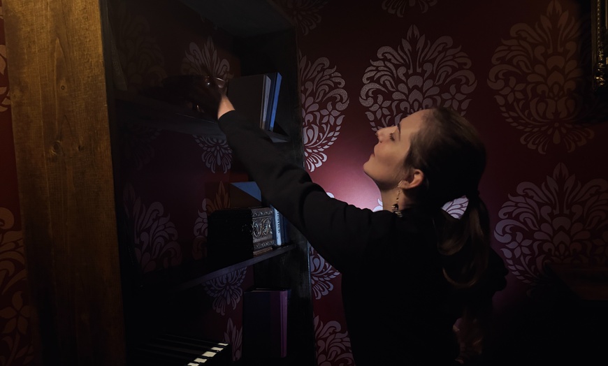 Image 2: Up to 23% Off 60-Minute Private Room Experience: Escape Artists
