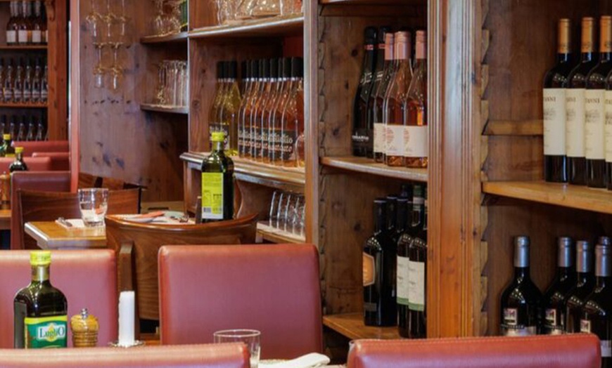 Image 5: Italienisches 4-Gänge-Candle-Light-Dinner mit Sektempfang für 1-4 P.