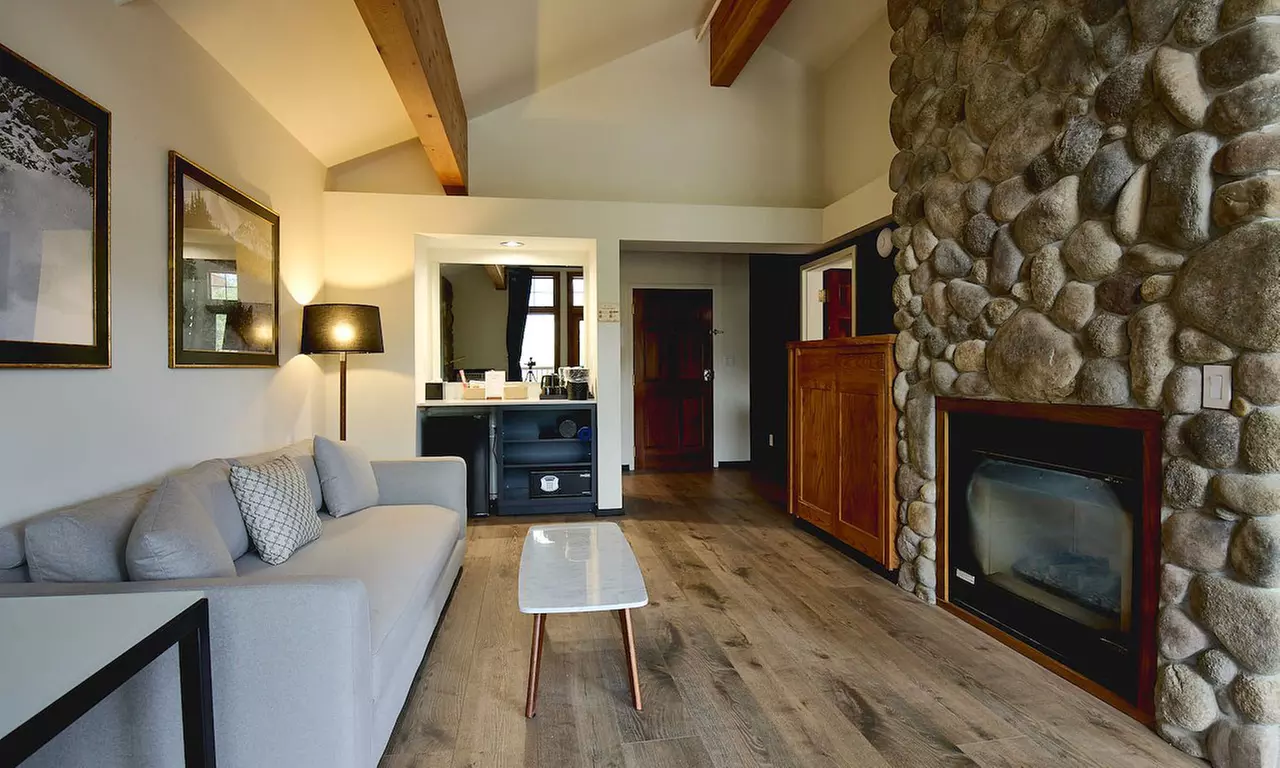 Modern Mountain Basecamp in Big Sky Near the Slopes and Village