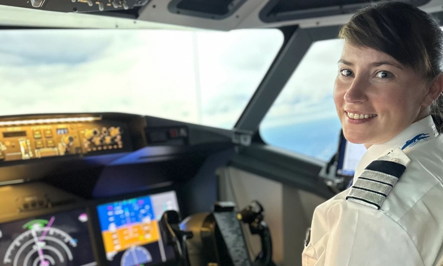 Image 11: Zostań pilotem i zasiądź za sterami symulatora: Boeing 737 i inne