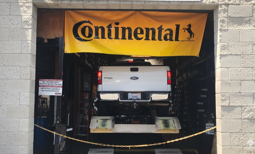 Image 3: Semi Synthetic or Full Synthetic Oil Change