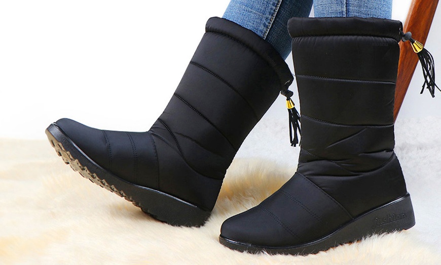 Image 9: Water-Resistant Fleece-Lined Mid Boots