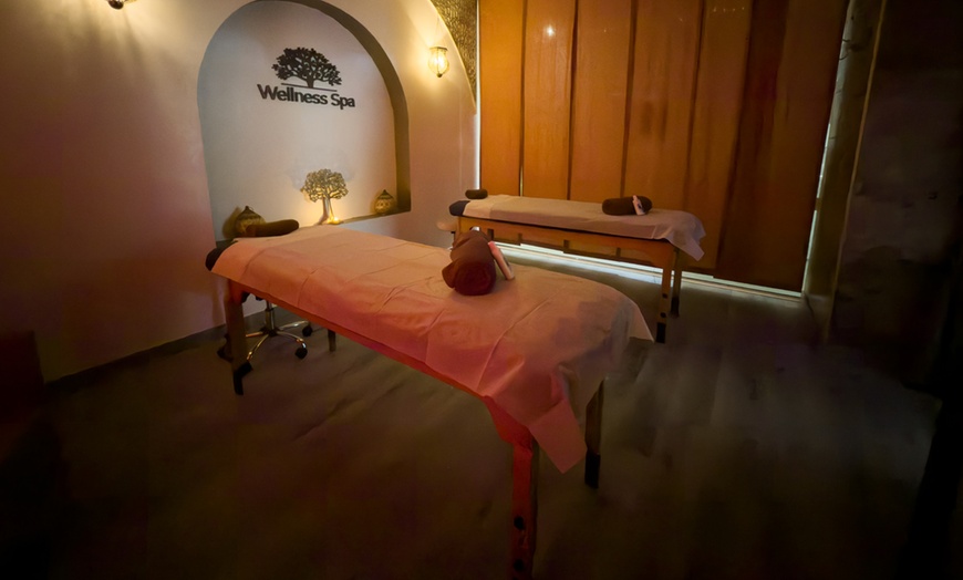 Image 7: Circuito termal para 2, masaje oriental y opción a mascarilla corporal 