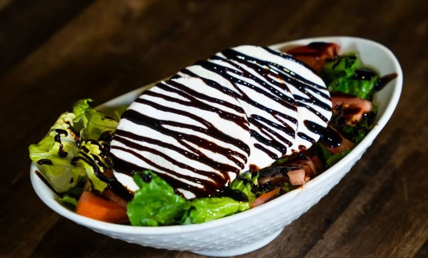 Image 14: Menú con hamburguesa o entrecot en tres ubicaciones a elegir