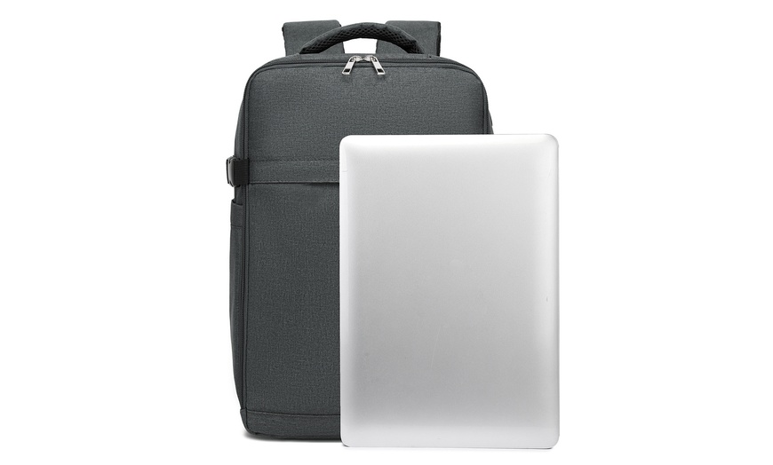 Image 8: Rugzak met 15 liter inhoud