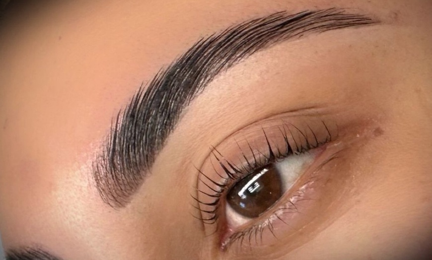Image 2: Up to 40% Off on Microblading at Mia Brows Lashes