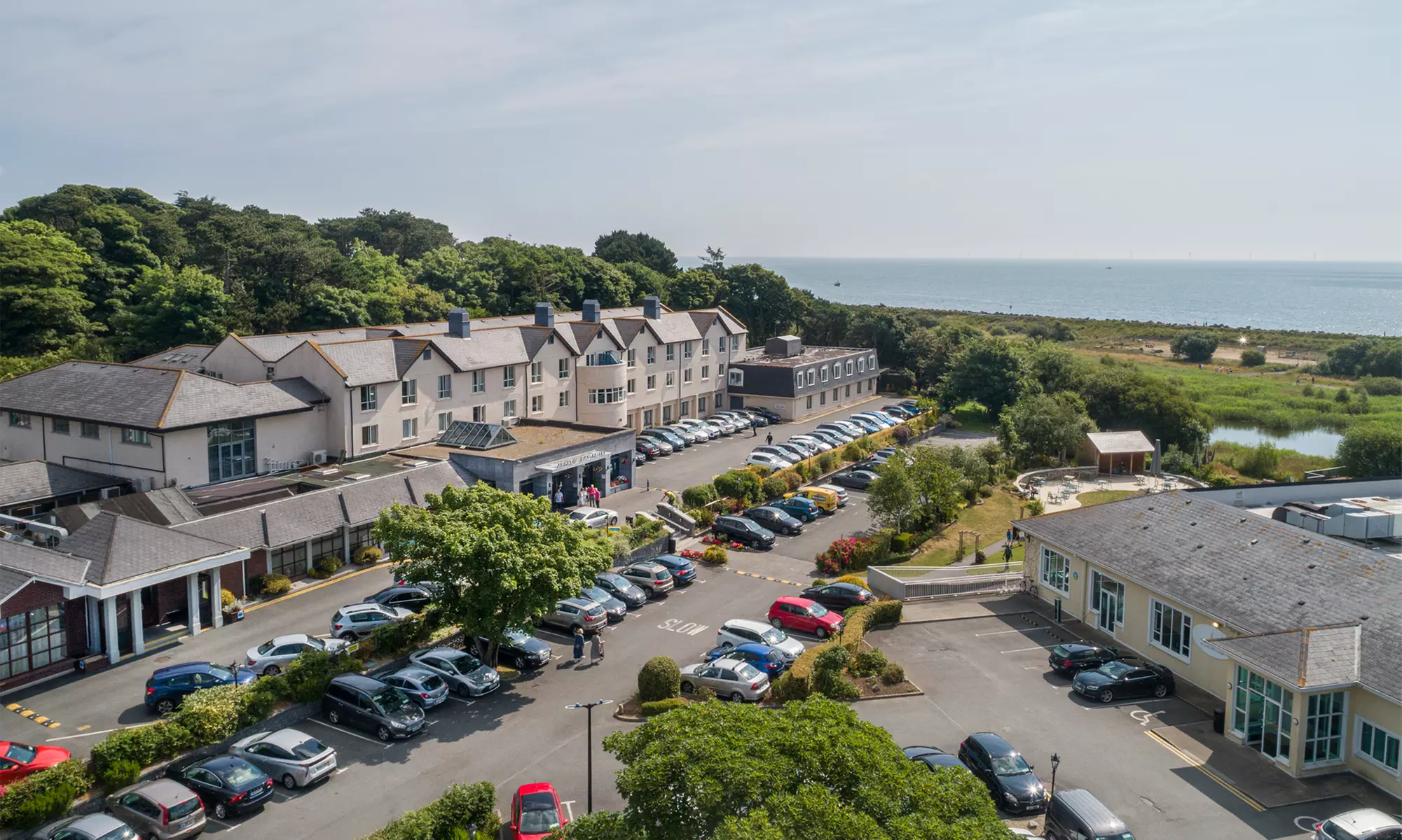 Wicklow: 1-2 Nights with Breakfast, Drink of Choice, Chocolates