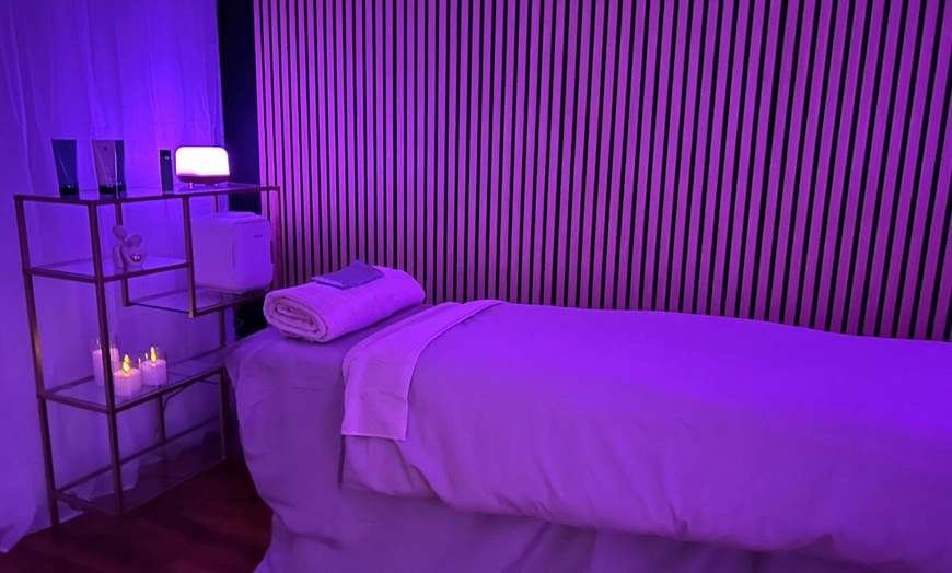 Image 5: Massage & Facial Packages: 30, 60, or 90-Min Pampering Sessions