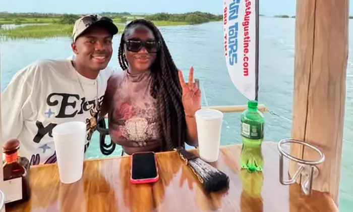 Explore w/ Tickets for 2, 3 or 4 for Amelia Island Egans Creek Tour @Cruisin Tikis St Augustine(Up to 25%Off)


 - Second Medium