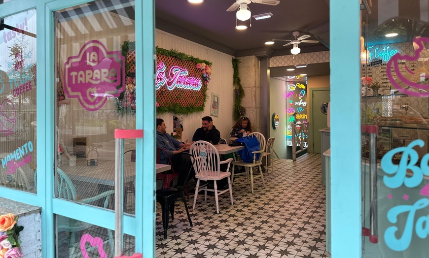 Image 9: Menú internacional para 2 personas con entrante, postre y bebida