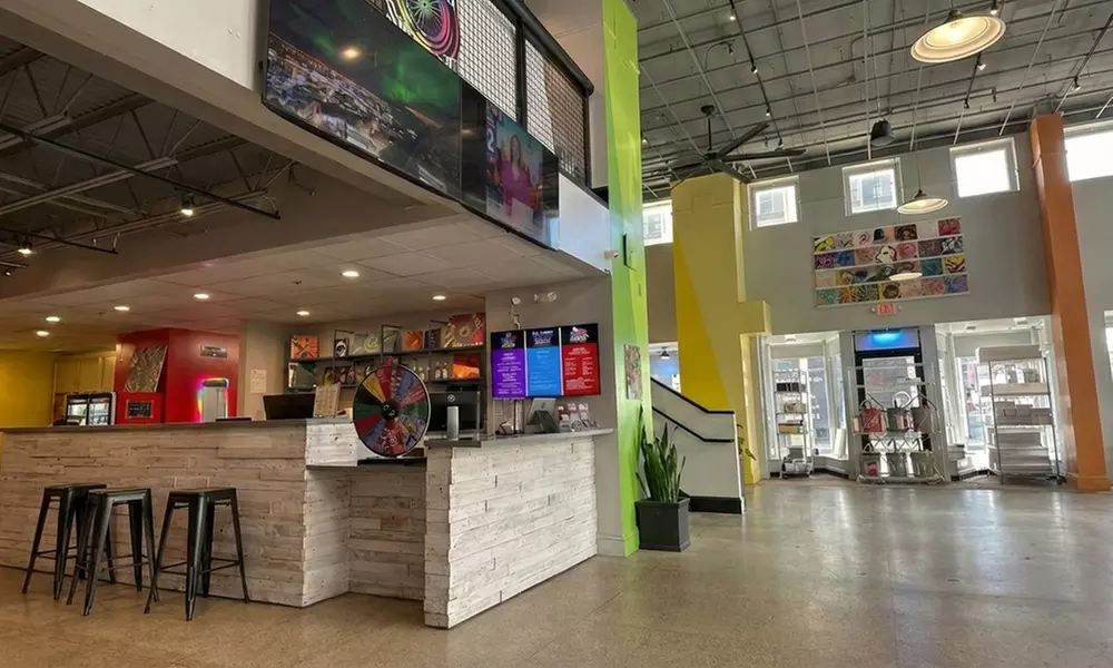 Spin and Splatter Art Sessions – Raleigh