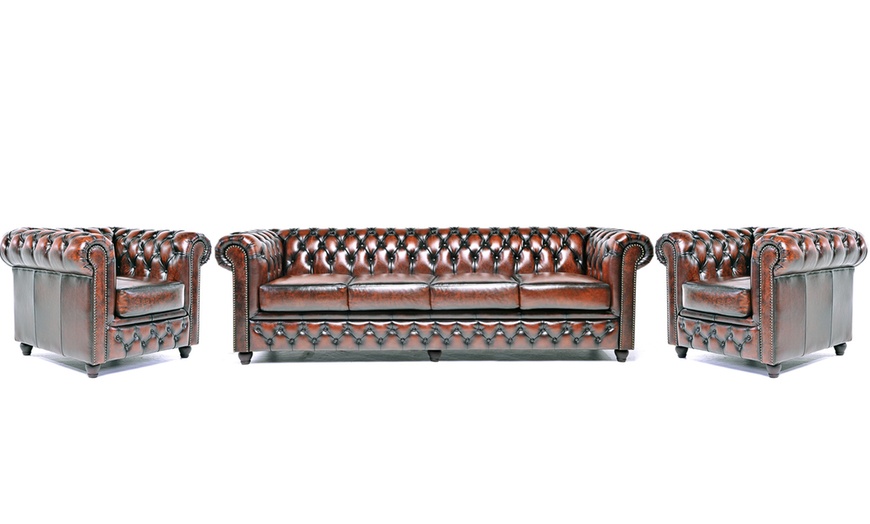 Image 65: Sofas Chesterfield en cuir authentiques 