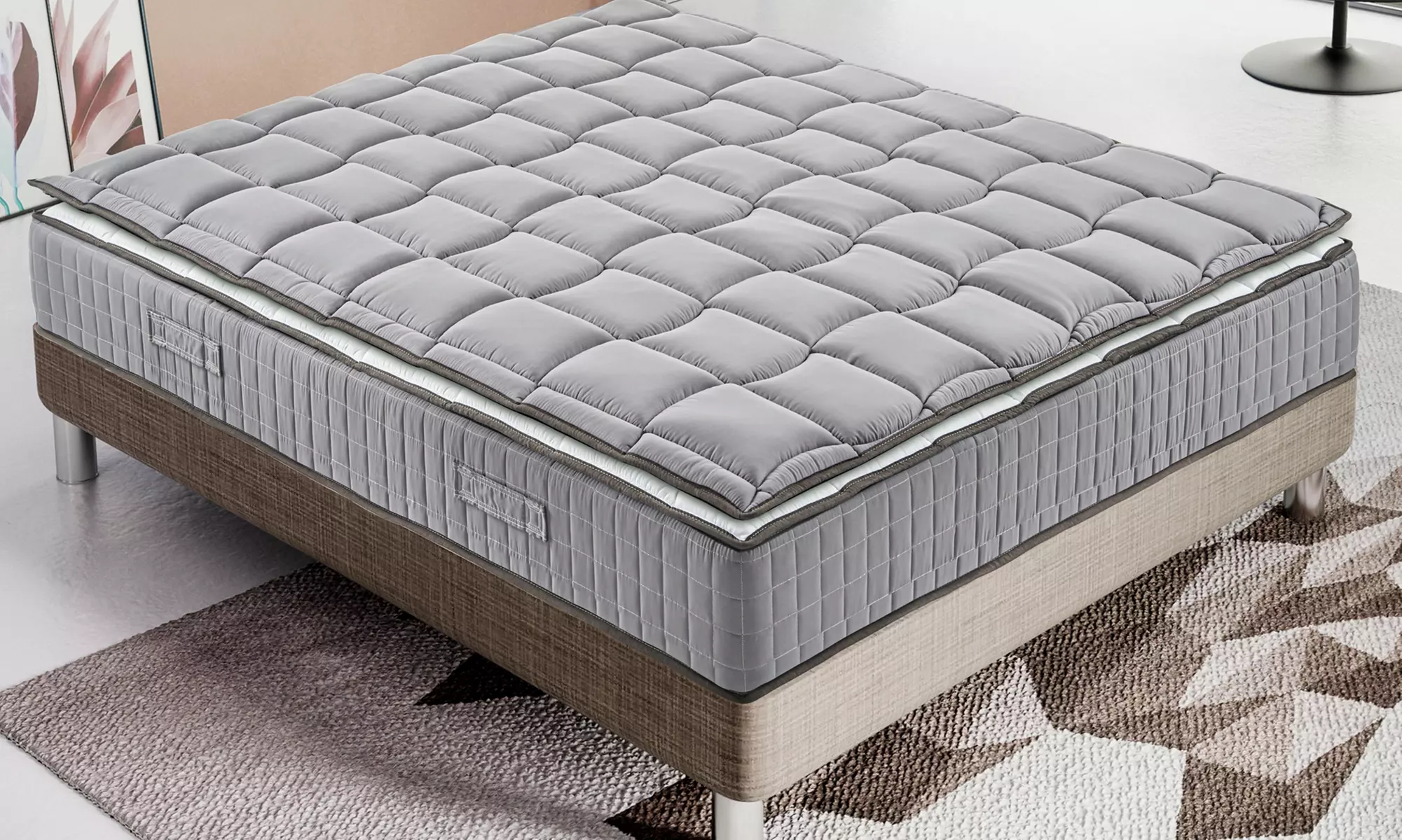 Materasso con molle ortopediche con topper in memory foam