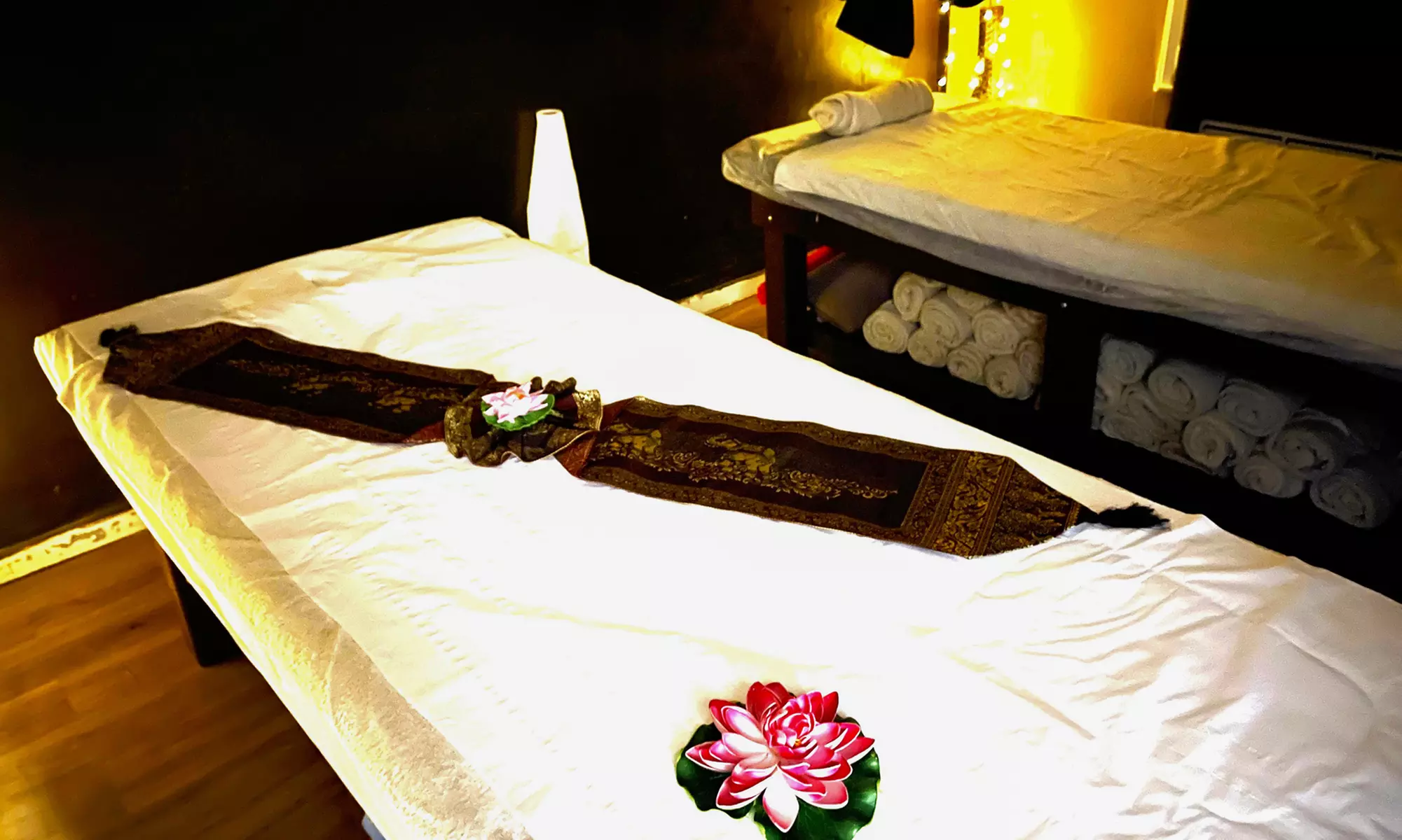 Massage aux huiles en solo ou duo à 15 Art beauty