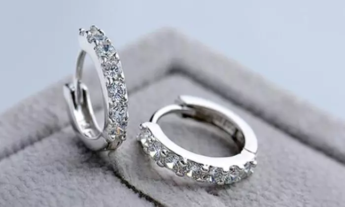 Boucles d'oreilles "Feuer" avec cristaux de la marque Van Amstel diamant, coloris au choix - Primary Image