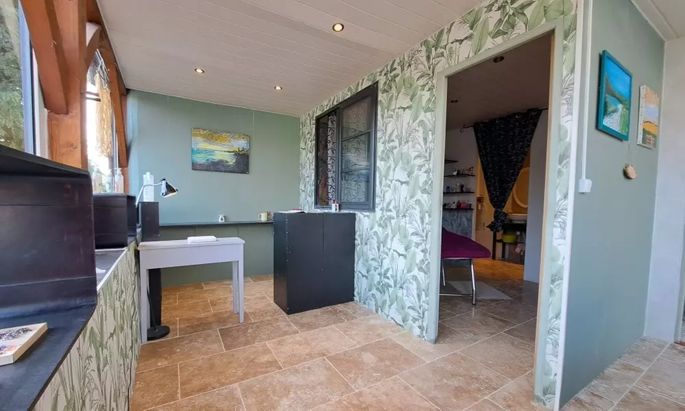 Modelage au choix avec gommage ou soin du visage en option