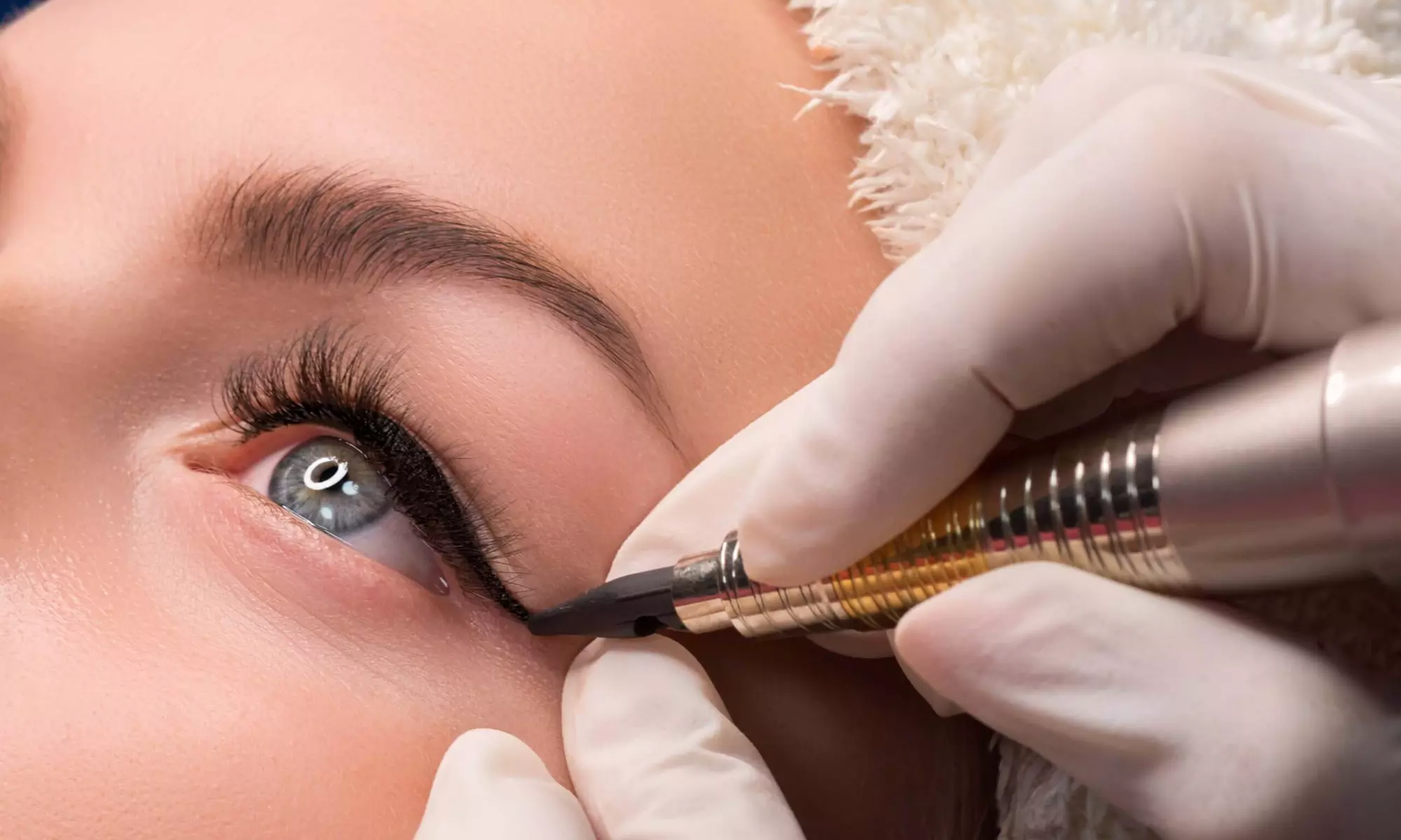 Enjoy the Beauty at Victoria Med Spa W/ Eyeliner and Eyelash Services