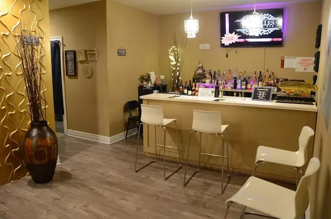 Indulge in Royal Treatment Packages or Swedish/Deep Tissue Massage