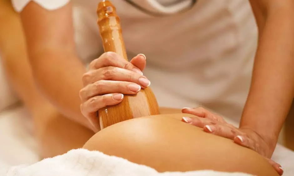 Remodela tu cuerpo con 2, 4 o 6 sesiones de 60 minutos de maderoterapia y radiofrecuencia para 1 persona - Image 5