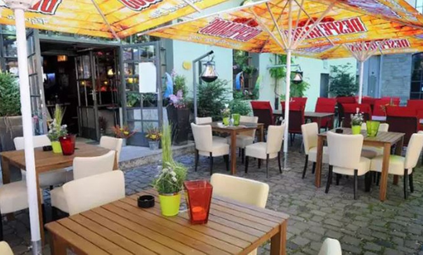 Image 2: Dein Tortilla-Traum: 2-Gänge-Tortilla-Menü für 2 oder 4 Personen