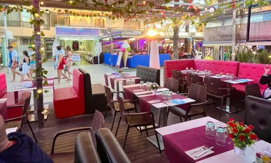 Image 3: Festín mediterráneo: menú de paella con opción a botella de vino