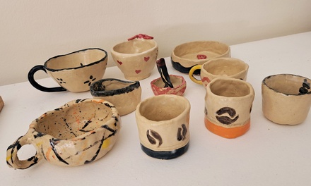 Curso de 2,30 horas "Crea y decora tu taza" con barra libre de vino para 1 persona - Isolabella Studio