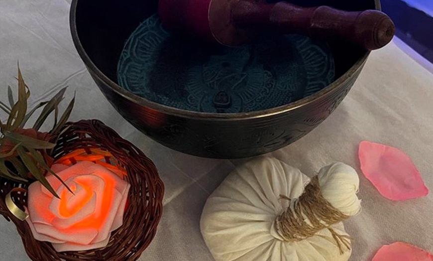 Image 4: Masaje de 30 o 60 minutos para 1 persona 