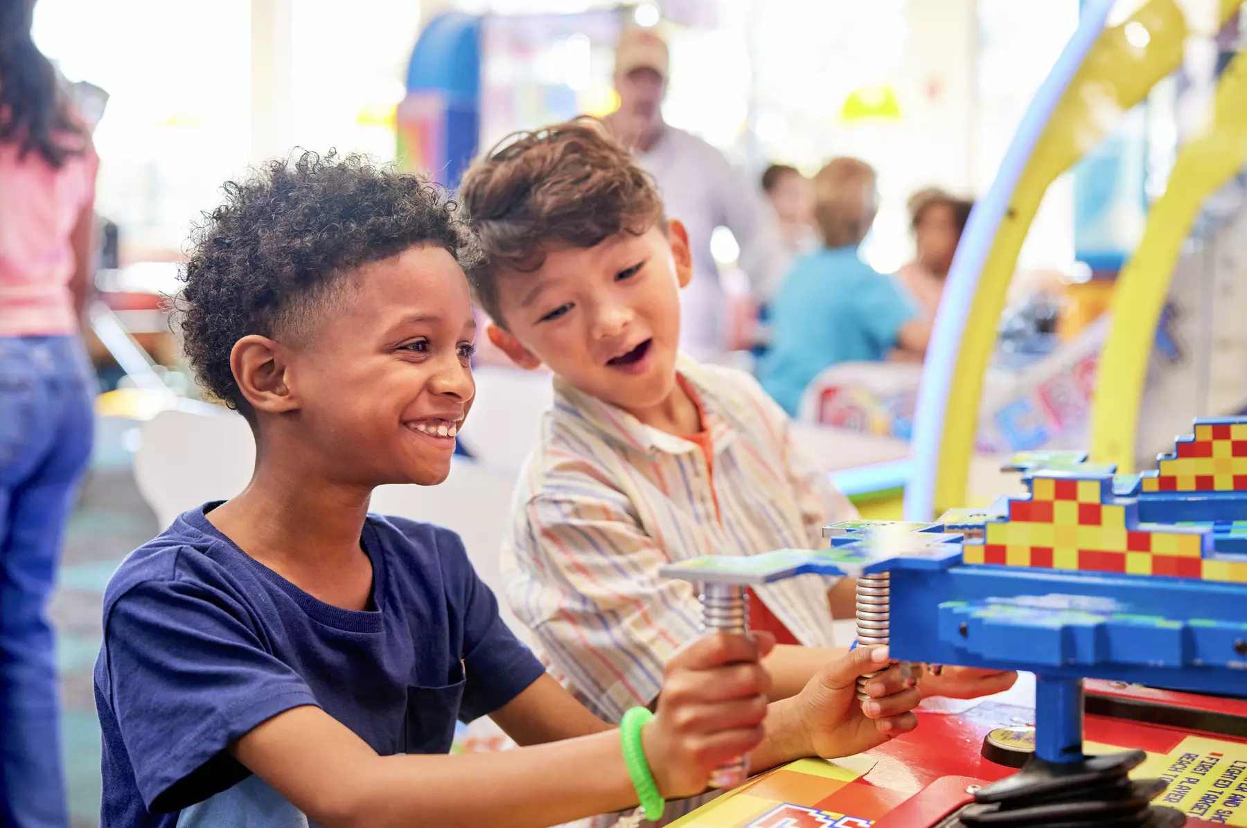 Chuck E. Cheese Family Play & Pizza Package Deals or Dining Voucher Discount