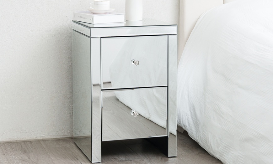 Image 8: Hollywood Mirrored Furniture range