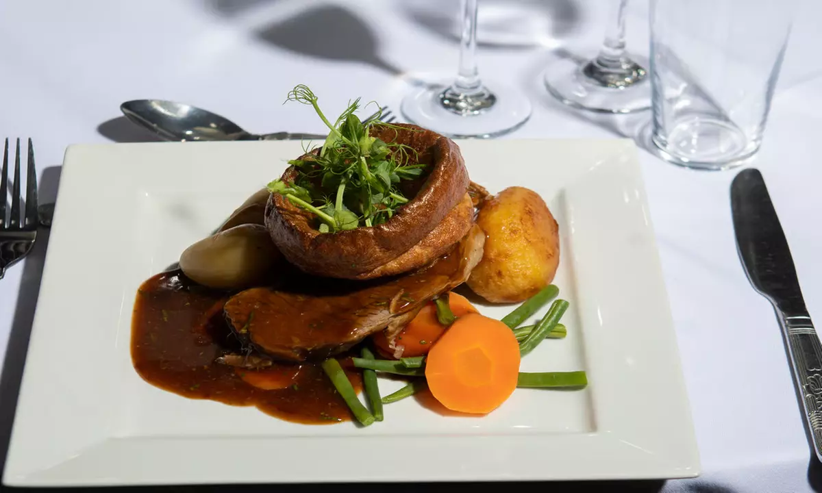 Greater Manchester: Stay with Breakfast