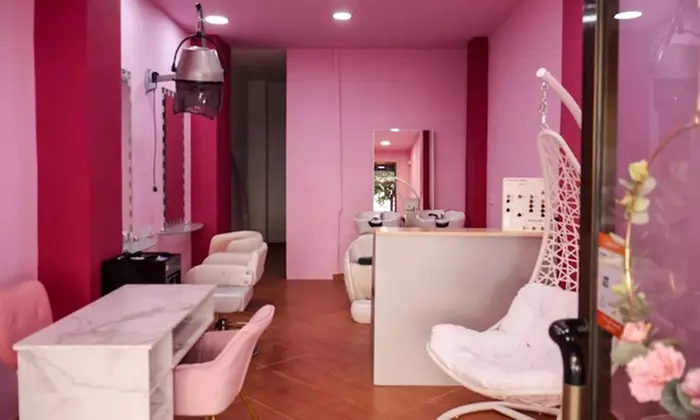 Extensiones de pestañas, volumen o natural, con cejas y diseño