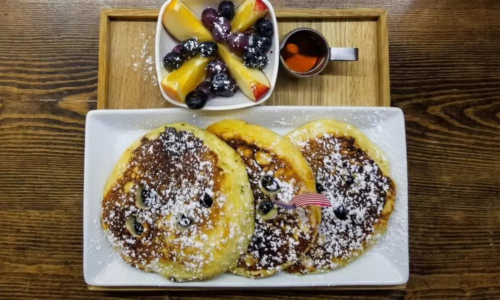 Pancakes inkl. Getränk nach Wahl für 2 oder 4 Personen