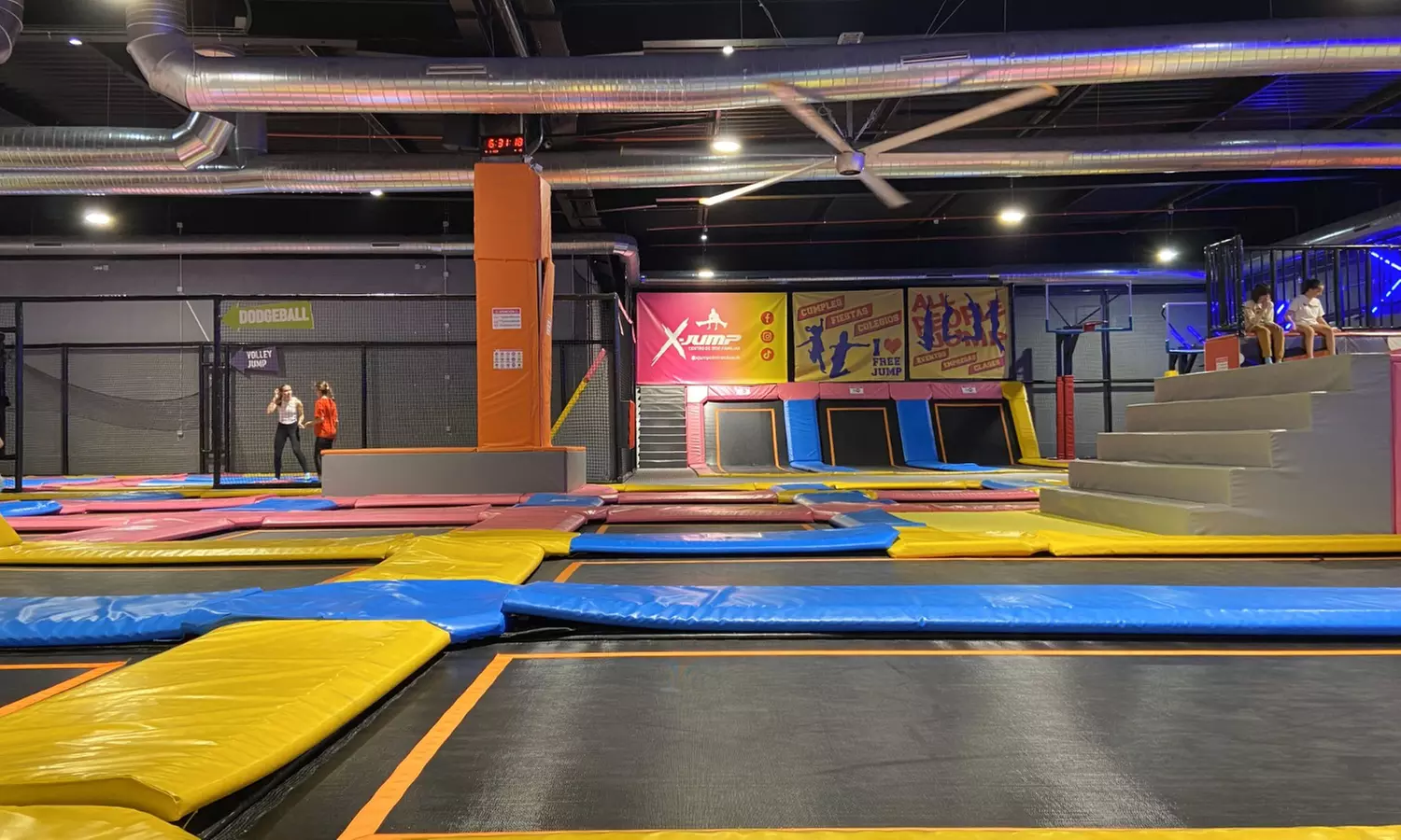 1 o 2 horas de saltos en camas elásticas