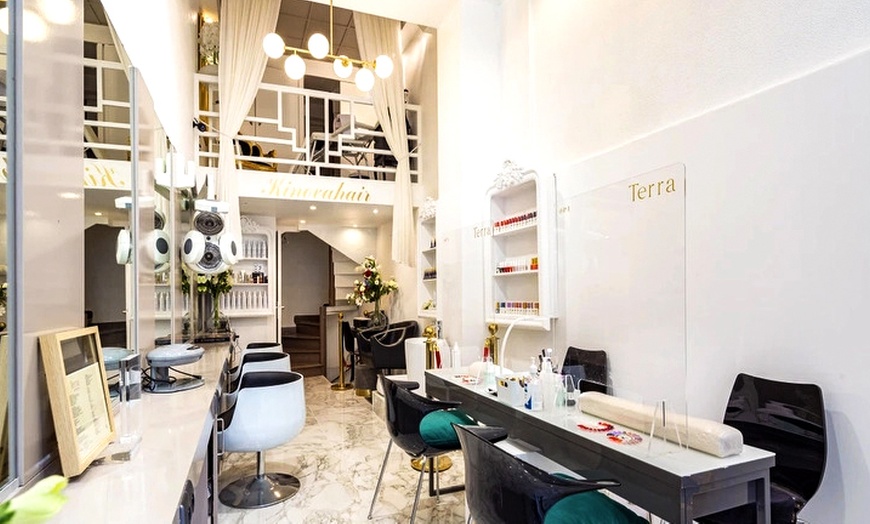Image 3: Kinovahair Paris 16 : soin personnalisé des cheveux
