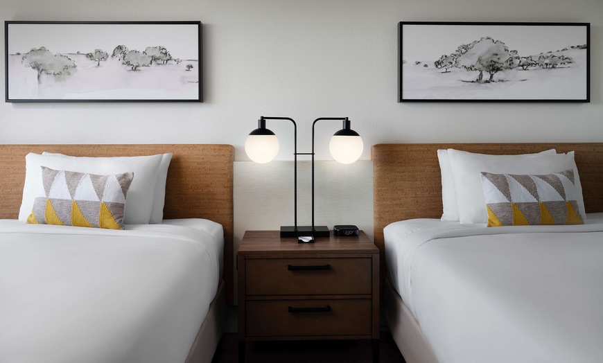 Image 7: Members Pricing: Airport Hotel w/ Shuttle Service