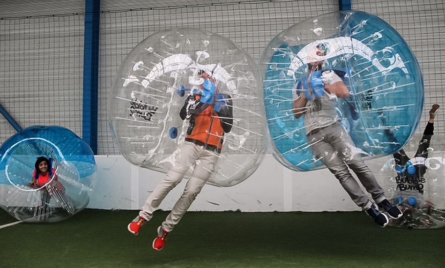 Image 1: Bubble Bump pour 12 à 20 personnes