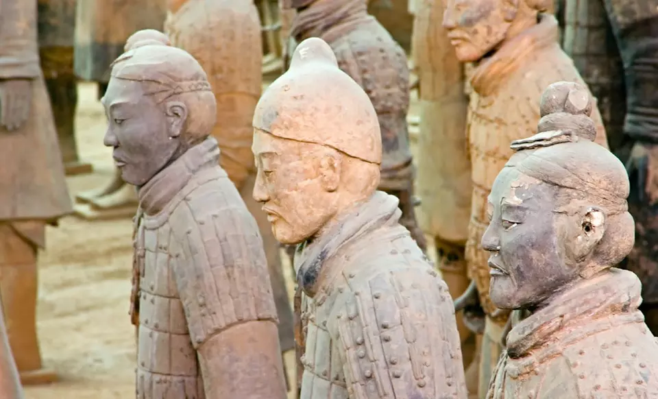 ✈ 8-Day Guided Tour of China with Air & Hotels from Affordable World