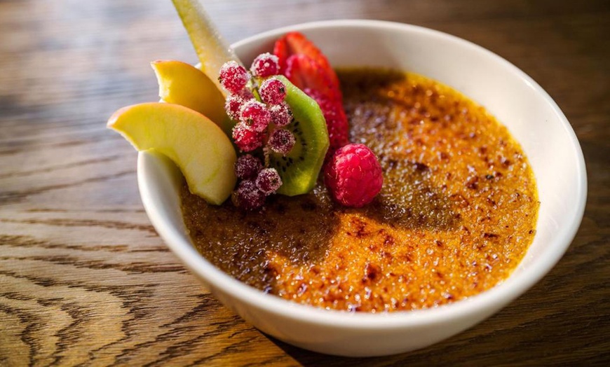 Image 11: Büsum: 2 oder 3 Nächte inkl. Frühstück, 1x 2-Gänge-Menü & Schwimmbad