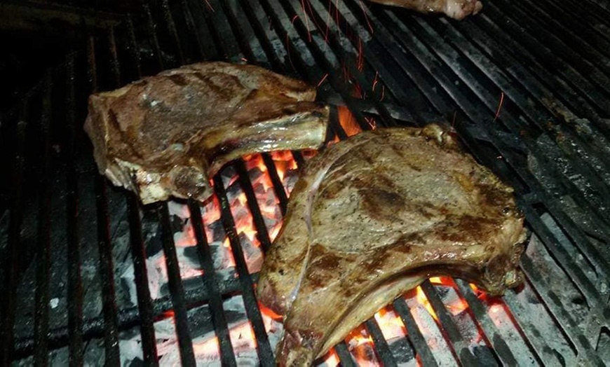 Image 4: Menú de carne a la brasa a elegir entre clásico o prémium para 2 o 4 