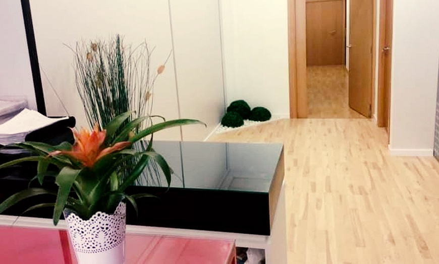 Image 12: 1, 2 o 3 sesiones de masaje relajante de 45 o 60 minutos para 1